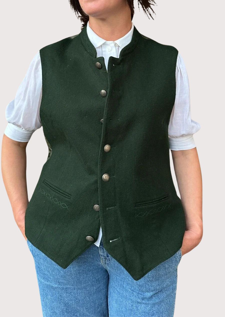 Elegant women’s Trachten vest made from premium wool with satin lining, perfect for Oktoberfest, cultural events, and traditional celebrations.