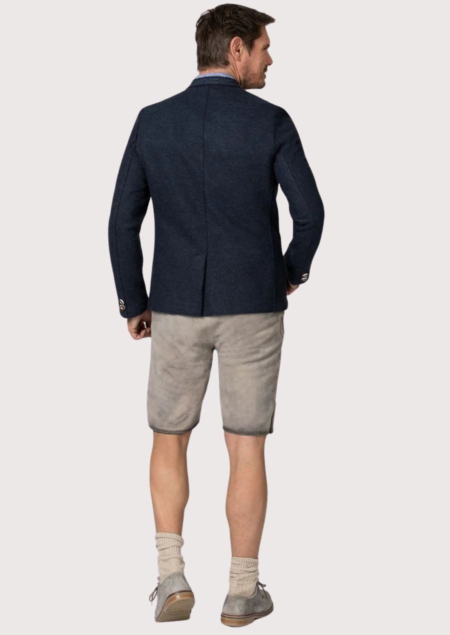 Sharp fit Alpine blazer for men – perfect for Oktoberfest or smart casual wear

