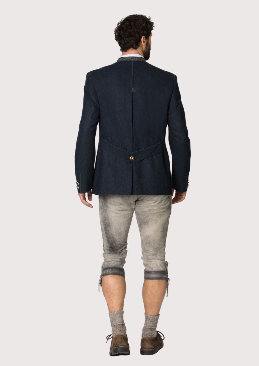 Elegant Oktoberfest men’s trachten jacket in navy with metal buttons.