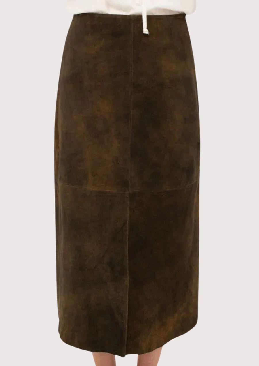 Rustic Suede Midi Trachten Skirt with premium leather craftsmanship and an elegant contemporary fit.