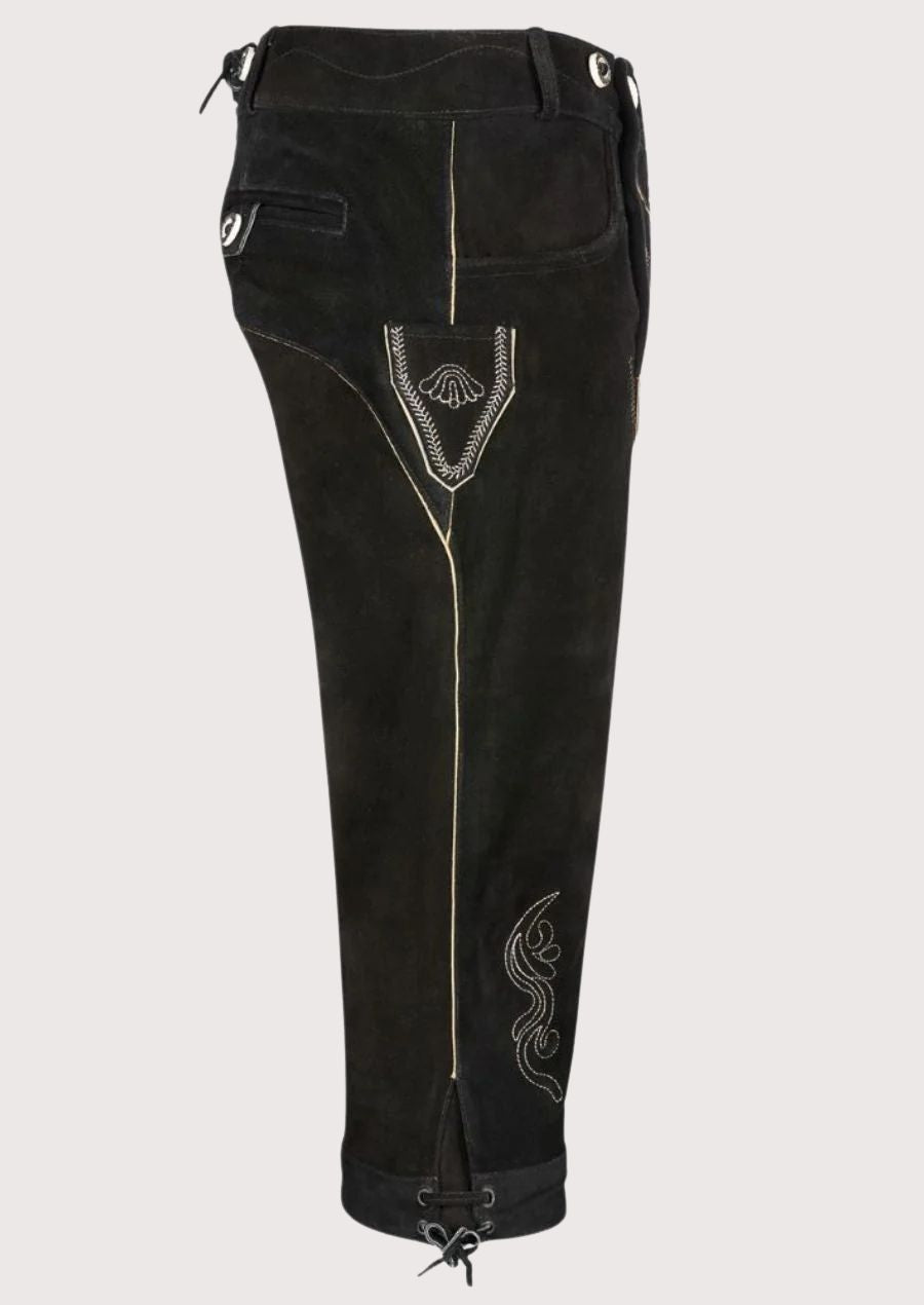 Traditional Bundhosen for men, designed with classic Bavarian craftsmanship, perfect for showcasing German heritage at festive gatherings.