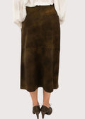 Brown suede skirt for women in Oktoberfest style look